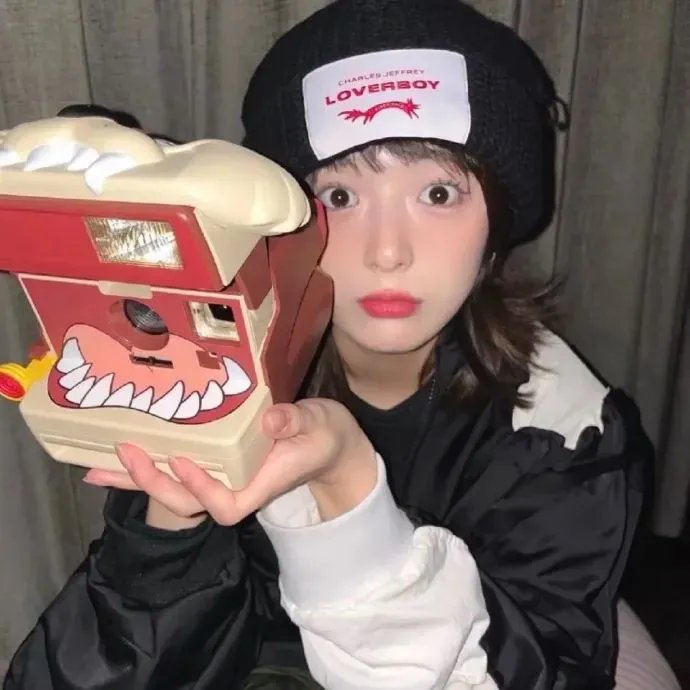玉碎海报